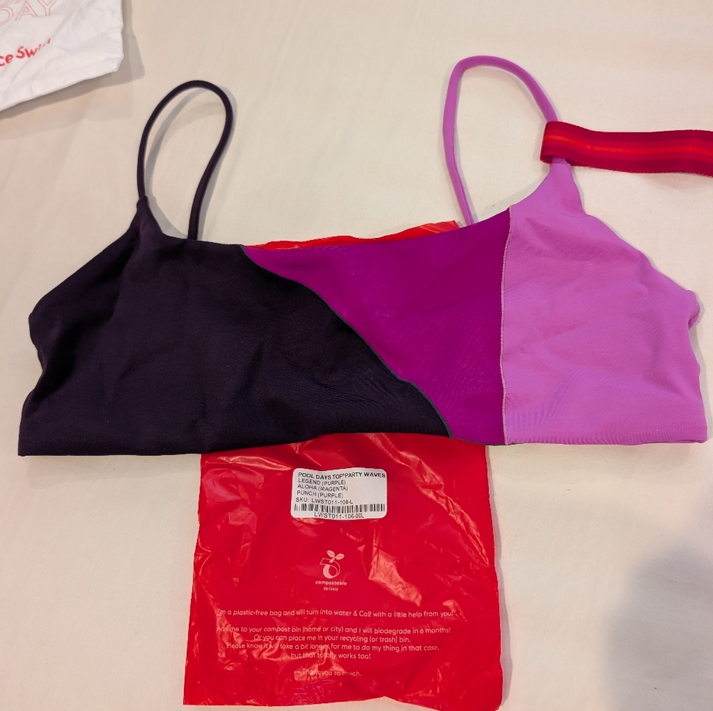 LOF Pool Days in Party Waves size Large